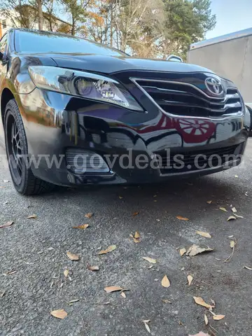 2011 Toyota Camry SE 6-Spd Automatic