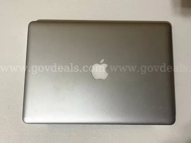(22) Apple MacBook Pro &#x26; MacBook Air 