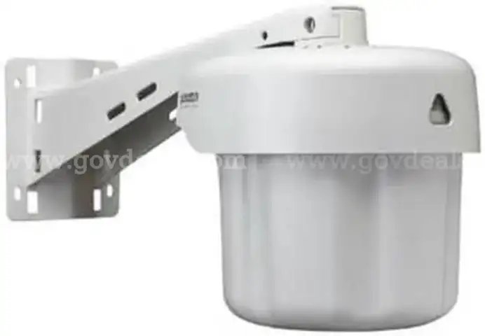 3 Dell Networking 270 Series outdoor access points