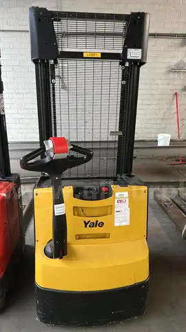 Yale MS14 Electric Pallet Truck