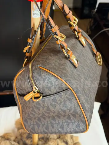 MICHAEL KORS  BAG 2 IN ONE COMBO