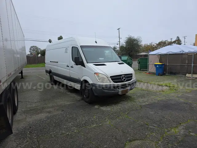 2013 Mercedes-Benz Sprinter 2500 High Roof 170-in. WB