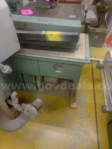 Johnson Model 133-B 400,000 BTU Strip Forge