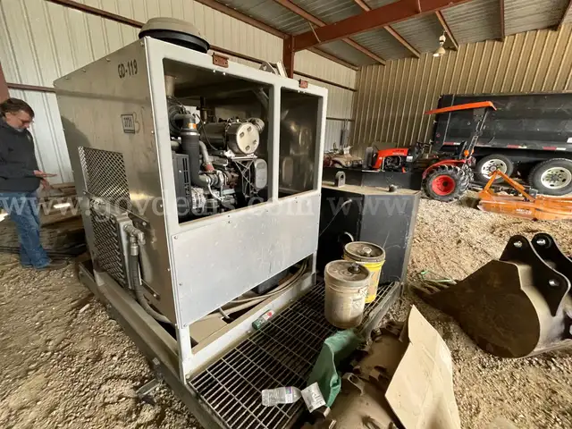 KUBOTA AUXILLIARY ENGINE