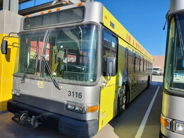 2011 Gillig Low Floor Transit Bus