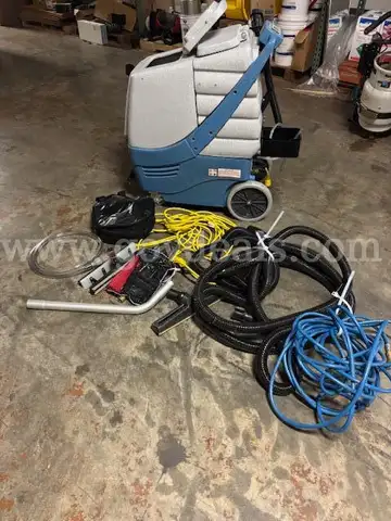 EDIC CR2 Touch-Free Restroom Cleaning System 2700RC