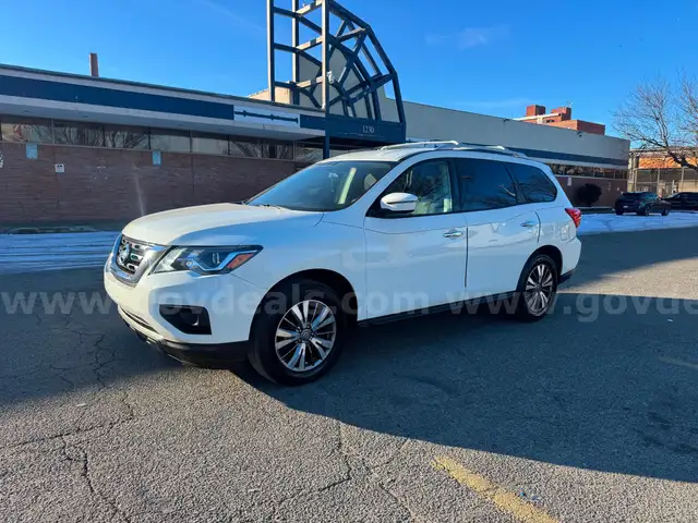 2019 Nissan Pathfinder S 4WD