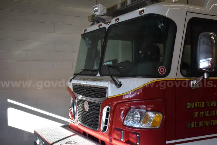 2009 Spartan Crimson Gladiator Fire Pumper. 120,000+ pumping hours