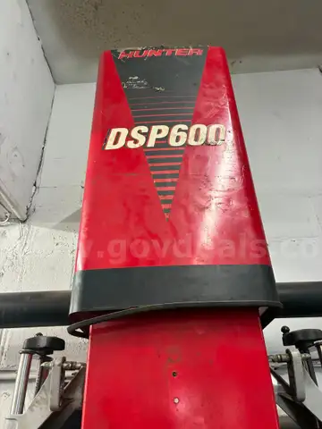 HUNTER DSP600 ALIGNMENT MACHINE