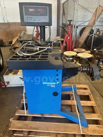 Hoffman Tire Balancer