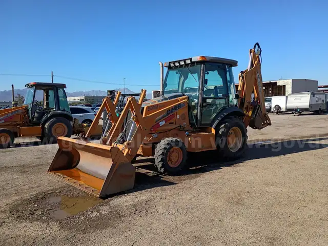 2005 Case 580M Backhoe Tractor