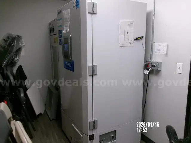 Ultra-Low Temperature Freezer MDF-DU702VH