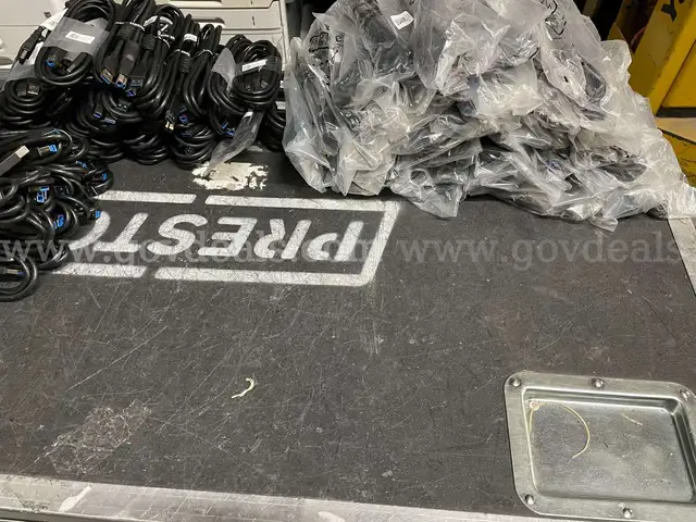 Lot of 149 USB 3.0 Type B Male-to-Male Cables – New, Mixed Brands