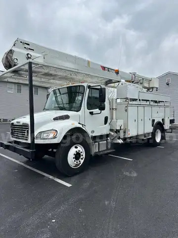 2015 Freightliner M2 Bucket Truck