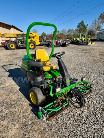 2015 John Deere 2500B Gas