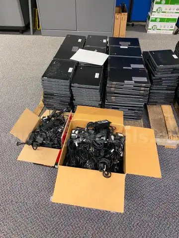 Lenovo 300e Chromebook 2nd Gen-Pallet 1