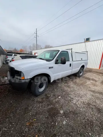 2004 Ford F-250 SD XL 2WD