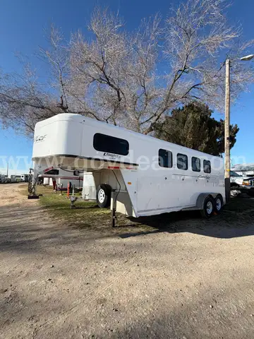 2012 Aluminum Trails West Adventure Max Gooseneck Horse Trailer w/Tack Room