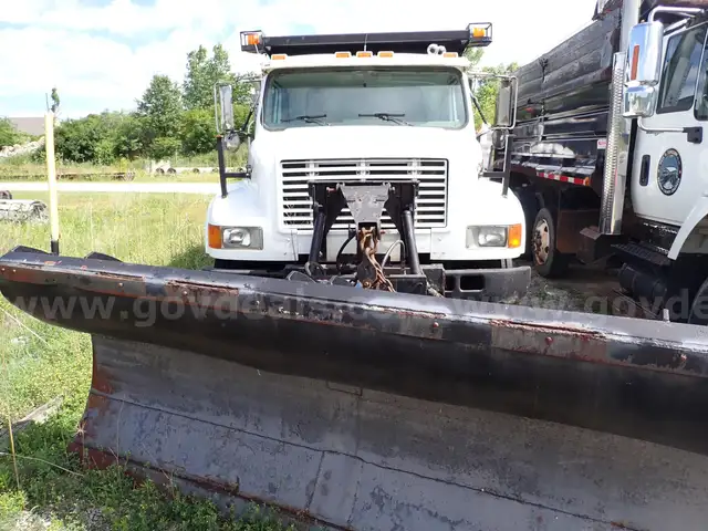2001 International 4900