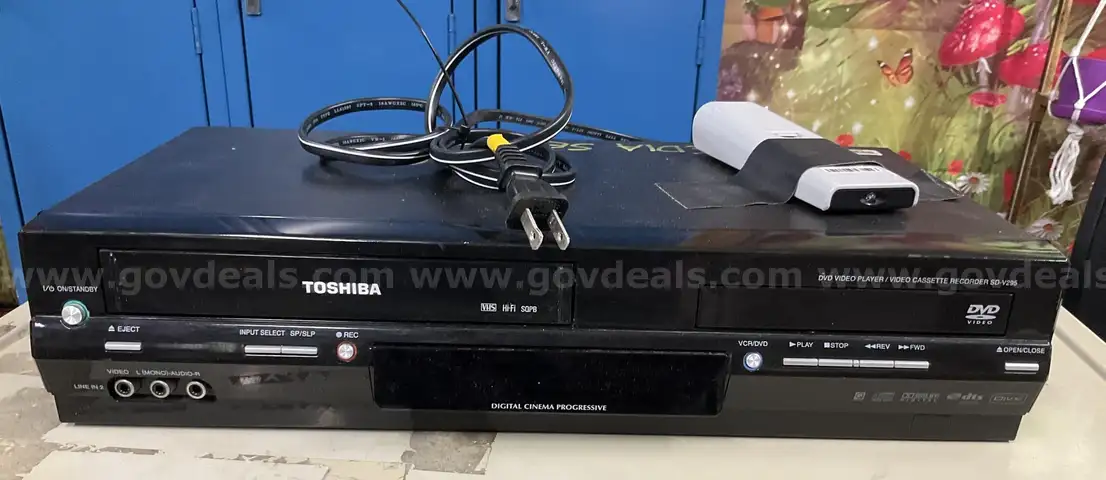 Toshiba SD-V295 DVD VCR Combo Player Hi-Fi Stereo with remote