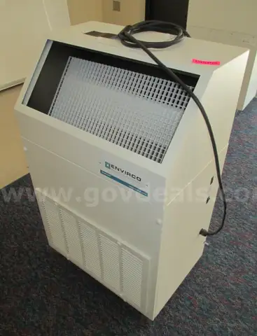 ENVIRCO IsoClean 400 Mobile Medical-Grade HEPA Filtration & Negative Air Unit