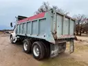2006 Kenworth T800B 6x4 T/A Dump Truck