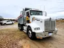 2006 Kenworth T800B 6x4 T/A Dump Truck