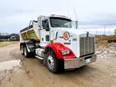 1996 Kenworth T800 6x4 T/A Dump Truck