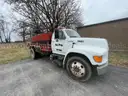 1996 Ford F700