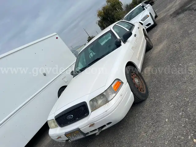 2010 Ford Crown Victoria