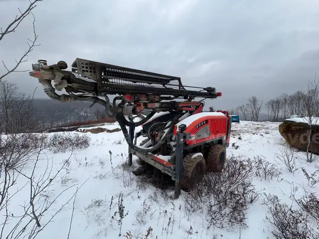 2022 Sandvik Commando DC130RI Vertical Drill