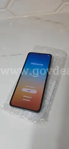 Samsung Unlocked 256GB Galaxy Z Flip5 5G Smartphone - Gray