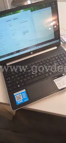 HP 15 Laptop 15.6-inch Intel Core i5-1035G1 12GB RAM 256GB SSD - Silver