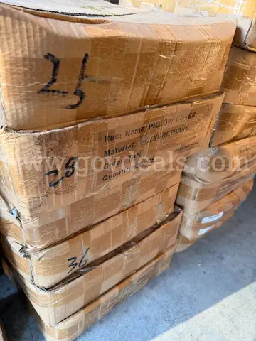 LOT OF 2 BOXES OF 20 (TOTAL OF 40 PCS) Faux Leather Decorative Throw Pillow Covers Modern Outdoor Color White NIB