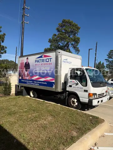 2005 Chevrolet W35042 TILT CAB, 6.0L V8 OHV 16V.