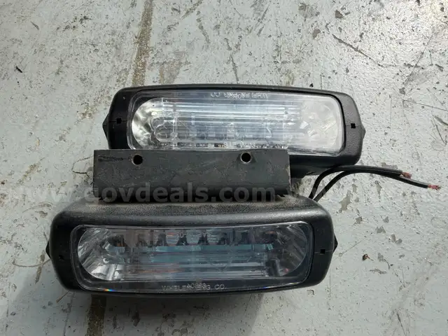 Whelen talon pair of 2 red amber *CAN SHIP*