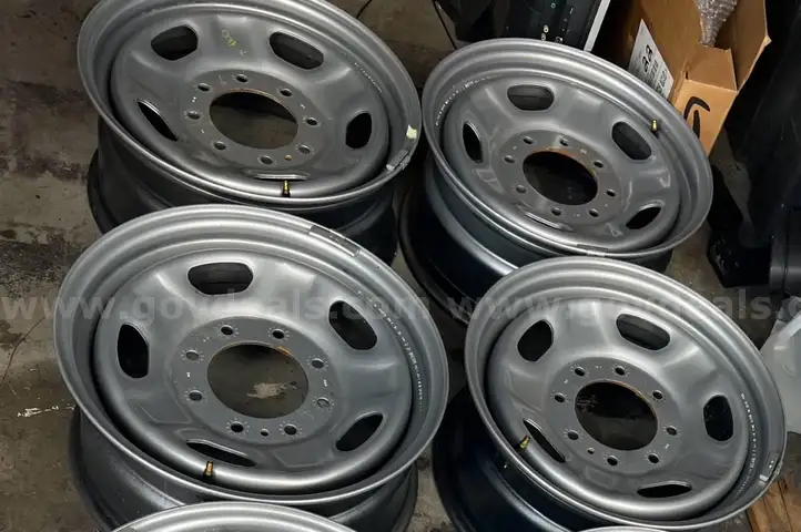 SET OF 4 RIMS WITH HUB CAPS FOR 2023 17"Ford Super Duty 2010-2024 F250 F350 Steel Rim Wheel BRAND NEW