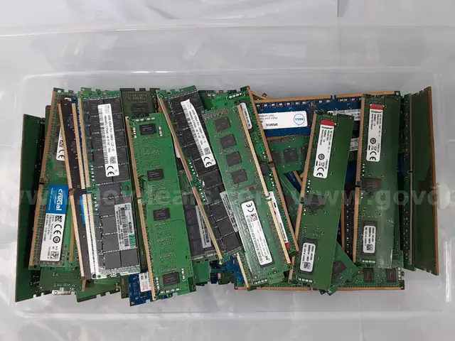 Lot of 100 RAM Memory DDR5 / DDR4 / DDR3 Desktop PC & Server 64GB / 32GB / 16GB / 8GB / 4GB / 2GB