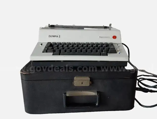 Vintage Olympia Werke SKE 50W Report Electric Typewriter