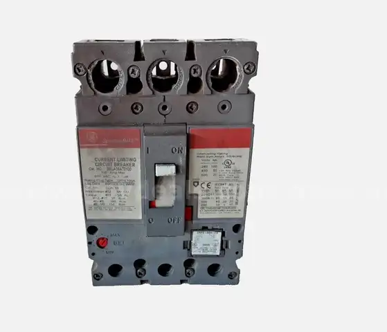 General Electric SELA36AT0100 Spectra RMS 3 Pole Circuit Breaker