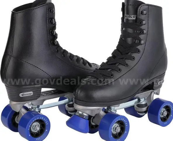 Chicago Skates 8601K Black Leather Rolling Wheeled Lace-Up Roller Skates Men's US Size 10 / 43