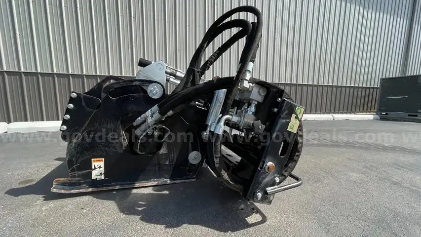 Cat High Flow Cold Planer - Great Condition - PC205B