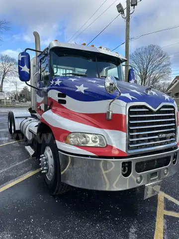 2012 Mack CXU613 Pinnacle Wet Kit