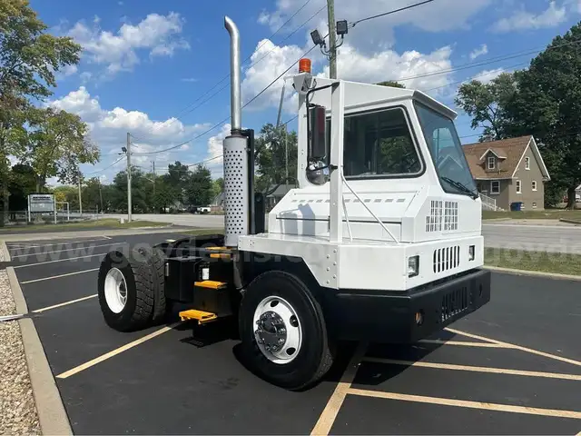 2005 OTTAWA COMANDO YARD DOG