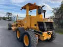 LeeBoy685B Motor Grader