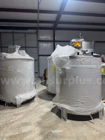 Sama Kejuruteraan Latex & Chemical Mixing/ Buffer Tank, 2 ton (S/S304 1350 x 1500), Qty 7