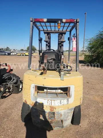 1998  Caterpillar GP25  Forklift