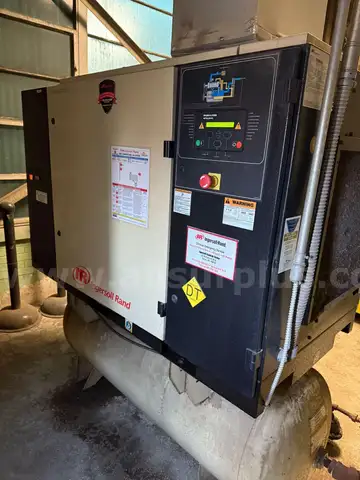 Ingersoll Rand UP30HP Air Compressor New in 2012