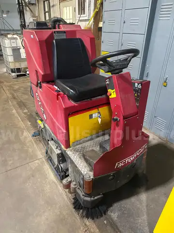 Factory Cat GTX HD Industrial Floor Scrubber
