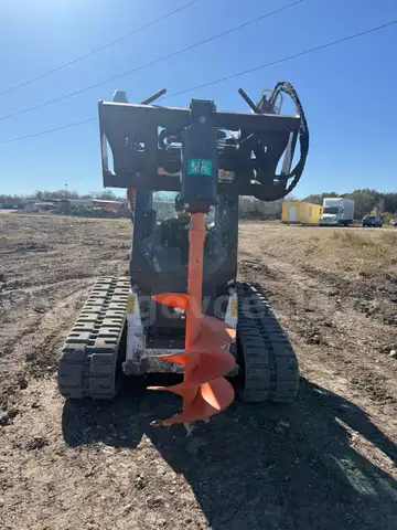 Raytree Hydraulic Post Hole Digger / Auger – Skid Steer Attachment